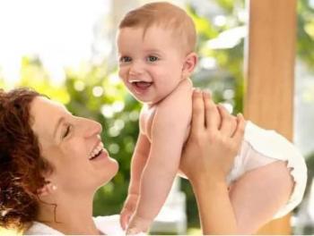 ვაკანსია ძიძის პოზიციაზე 1 წლის ბიჭთან